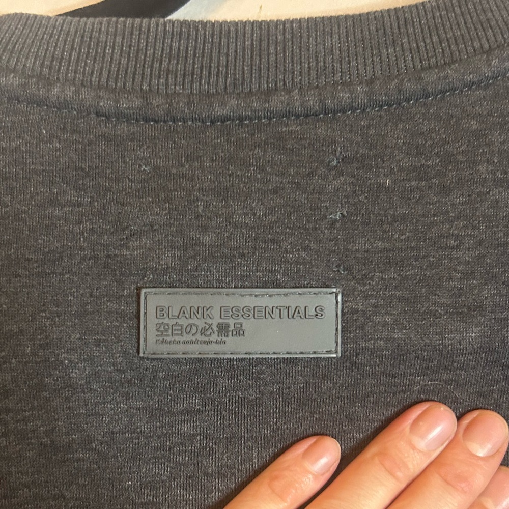 Blank Essentials Crew Neck Pullover - image 5